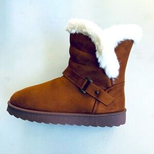 Cloud Walkers HUG BOOT SAYLOR